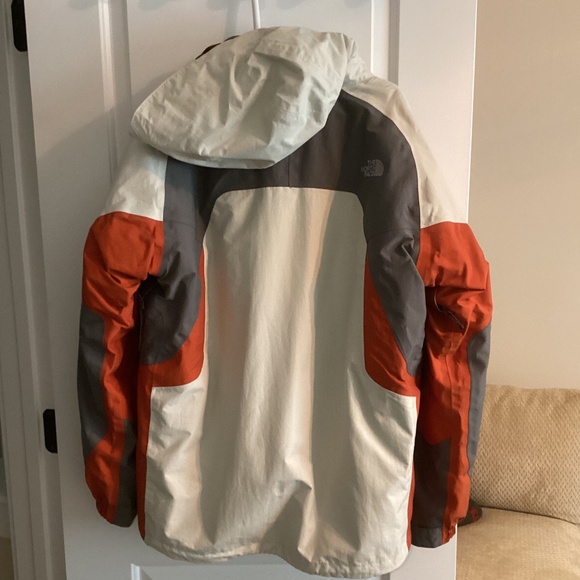 The North Face 3in1 jacket - Picture 5 of 6